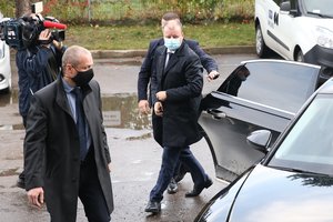 S. Skvernelis: pirmoji vakcina nuo COVID-19 Lietuvą gali pasiekti dar iki Kalėdų