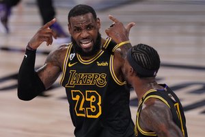 Signalas NBA: lyga pateko į koronaviruso spąstus