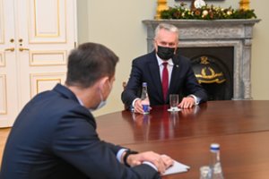 Nepraslydo: G. Nausėda susitikime su D. Kreiviu uždavė klausimą, ar turimi privatūs interesai netrukdys dirbti