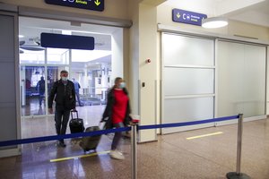 Kilus įtarimams – pradėta oro uostų konkurse dalyvaujančios Kinijos įmonės patikra