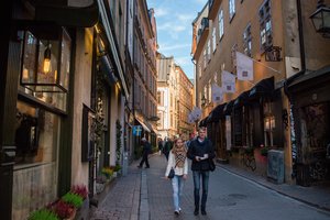 Švedija gali tapti pirmąja šalimi be grynųjų – dalis jaunimo jau nežino, kaip atrodo pinigai