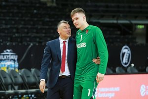  Ant suolo sėdinčiam M. Blaževičiui – svarbi ir šilta Š. Jasikevičiaus žinutė