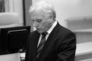 Mirė koronavirusu užsikrėtęs garsus Kauno politikas ir atlikėjas P. Bingelis