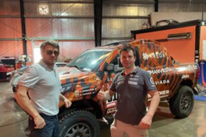 Antanas Juknevičius su komanda išvyko ruoštis 2021-ųjų Dakarui