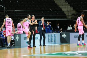 Š. Jasikevičiaus kariaunai – skaudus „Olympiakos“ ekipos kirtis Barselonoje