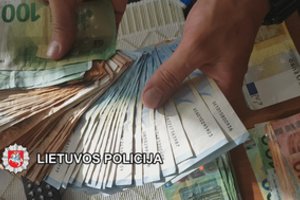 Klaipėdoje į teismą siunčiama narkotikų platintojų byla