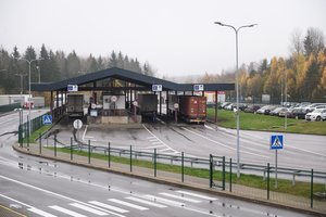Baltarusija laikinai neleis kirsti sausumos sienos perėjų: „Atėjo nauja geležinė uždanga“