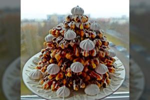 Vaflinė eglutė ir namus papuoš, ir smaližius pradžiugins