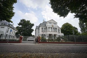 Nyderlandai išsiuntė šnipinėjimu kaltinamus du Rusijos diplomatus