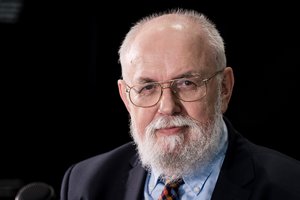 Eugenijus Laurinaitis: tik atsigręžus į save galima pradėti judėti į priekį