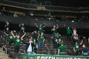 Žiūrovai „sugrįš“ į „Žalgirio“ areną – sirgaliai save pamatys tribūnose, o vienam atiteks ir dovana