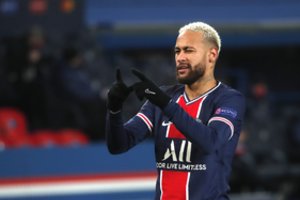 Neymaras neįprastai reiškė nusivylimą, kad nepateko tarp trijų geriausių pasaulio futbolininkų