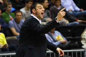 Lietuvoje ryškų pėdsaką palikęs A. Trifunovičius skuba į pagalbą R. Kurtinaičiui