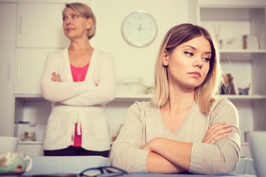  Pasakiau anytai, kad ji galvoja tik apie save. Suprantu, tai jos butas, tačiau man ir mano vaikui jame nėra vietos.