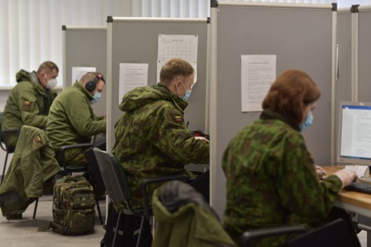 Krašto apsaugos savanorių pajėgų kariai (KASP) sako, kad dabartinėje situacijoje, stabdant infekcijos plitimą, kiekvieno žmogaus asmeninis indėlis ir pavyzdys įgauna dar didesnę reikšmę.