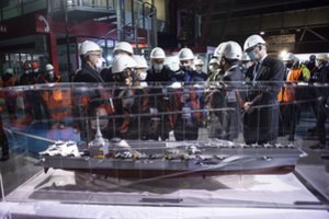 Tokio laivo dar neturėjo: paskelbė pirmąsias žinias apie planuojamą įspūdingą lėktuvnešį