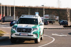 Lietuvos policija pasieks ir atokiausius šalies kampelius: įsigijo 6 „Toyota Land Cruiser“ visureigius