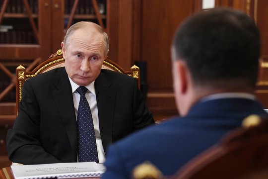   ES šalių nuolatiniai atstovai planuoja suderinti sprendimą dėl sankcijų Rusijai pratęsimo.  