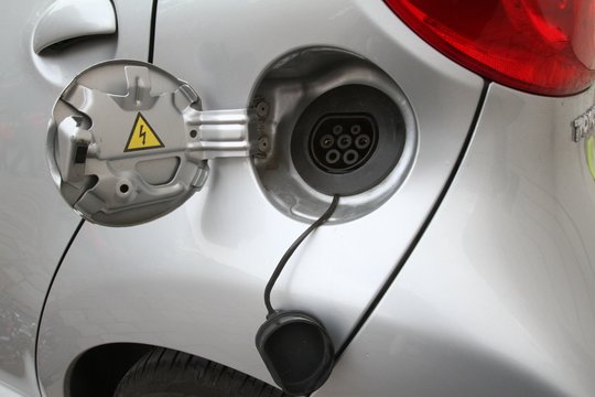 Lenkijoje pirmoji valstybės remiama elektromobilių gamykla, tikimasi, pradės gaminti transporto priemones iki 2024 metų.