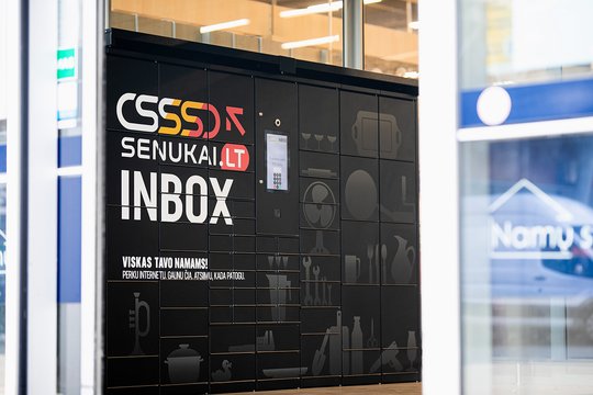  Anot „Kesko Senukai“ atstovės Elonos Uckutės, operatyviai reaguoti į naujus veiklos ribojimus padeda sėkmingai vystoma daugiakanalė prekyba.