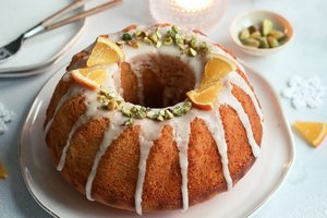 Minkštas apelsinų ir morkų keksas išliks šviežias net keletą dienų