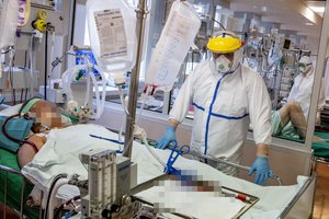 Koronaviruso iššūkiai Vilniuje: medikams vakcinų nepakaks, pacientų srautai nuteikia pesimistiškai