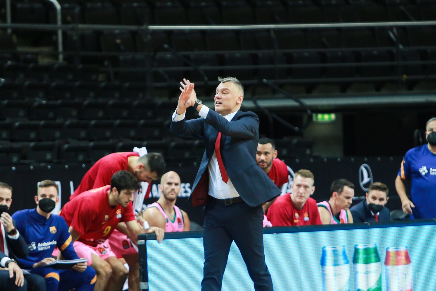  Šarūnas Jasikevičius yra vienas iš jauniausių Eurolygos trenerių.<br>G.Bitvinsko nuotr.
