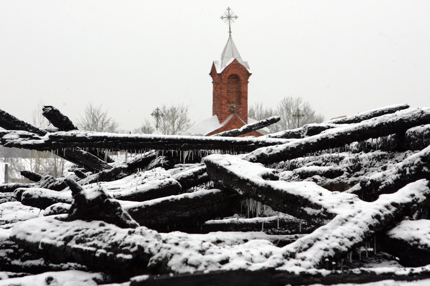 2009 m. sudegė Labanoro Švč. Mergelės Marijos Gimimo bažnyčia. Iki 2011 m. rugsėjo atstatyta.<br>V.Balkūno nuotr.