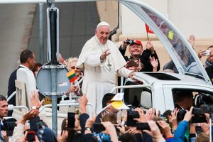 Popiežius Pranciškus mini 84-ąjį gimtadienį