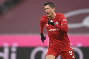 Lenko triumfas: R. Lewandowskis išrinktas geriausiu metų futbolininku