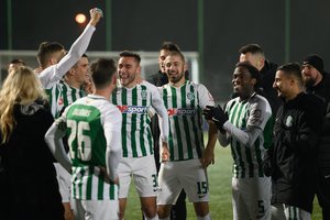 „Žalgiris“ dėl pirmojo sezono trofėjaus kovos Vilniuje