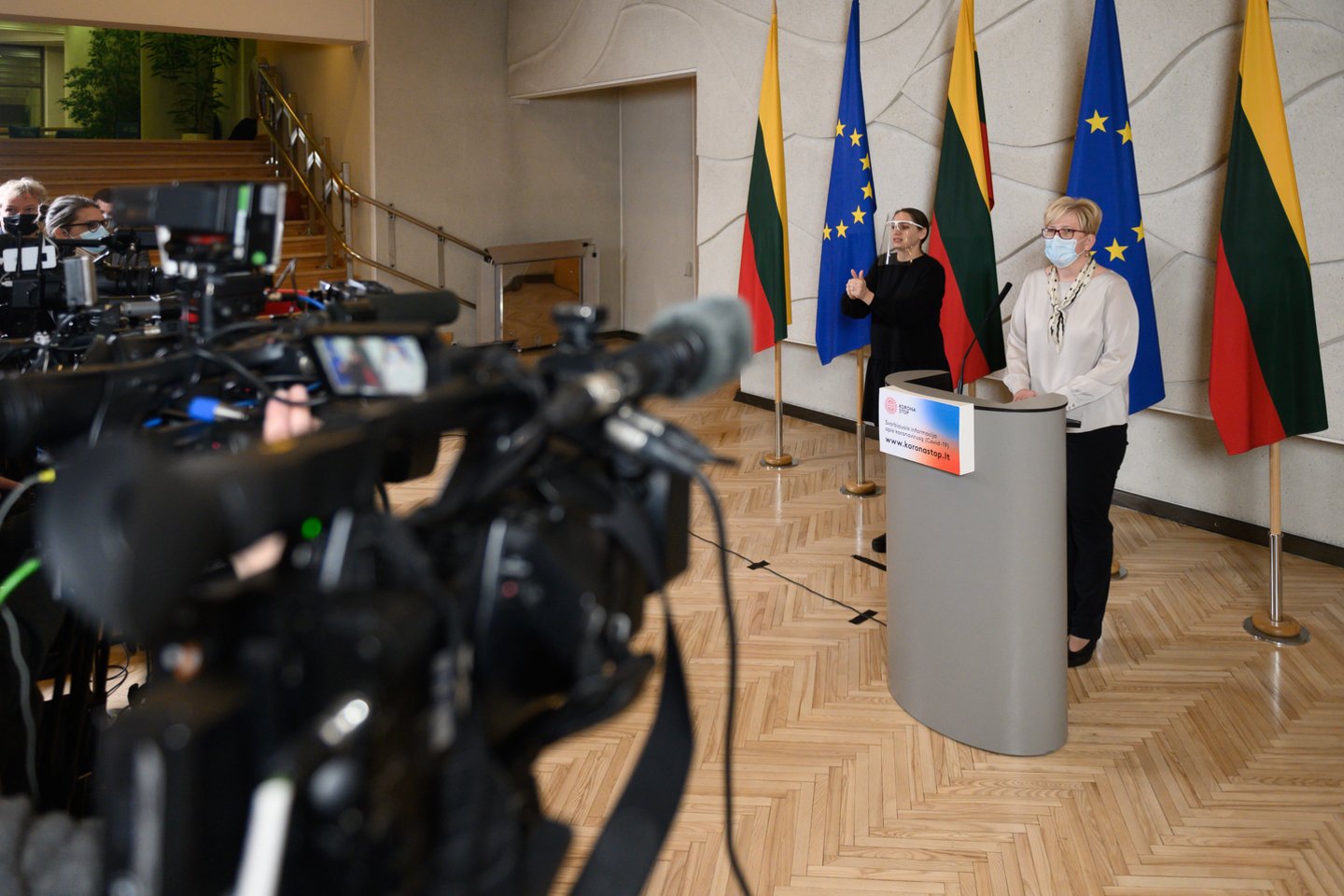 Ministrė pirmininkė Ingrida Šimonytė sudarė patariamąją tarybą pasiūlymams dėl COVID-19 ligos valdymo teikti.<br>V.Skaraičio nuotr.