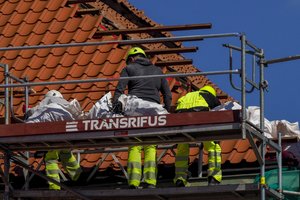 Statybose trūksta darbuotojų, dingstis statyboms pabrangti – jau ne viena 