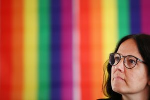 Šveicarijos LGBT bendruomenė švenčia: parlamentas pritarė tos pačios lyties asmenų santuokoms