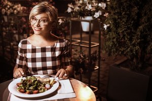 J. Tulčina pasakė svarbią priežastį, kuri padės susilaikyti nuo persivalgymo ir atsikratyti kilogramų