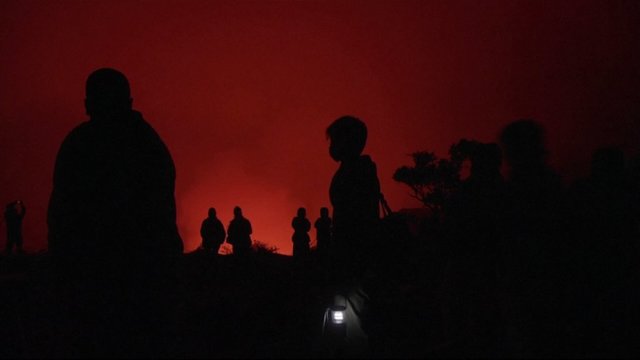 Kvapą gniaužiantys vaizdai: Kilauea ugnikalnio lava naikina viską savo kelyje