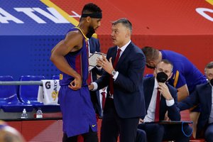 Š. Jasikevičius prieš kovą Stambule žarstė pagyras stringančiai „Anadolu Efes“ komandai