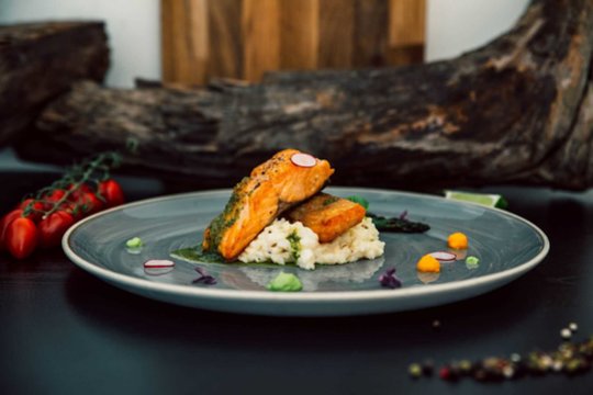 Lietuvoje auginamos retos žuvys – pirkėjų vis dar neatrastos, nors skoniu jos subtilesnės už lašišas