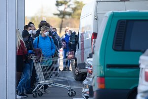 Prognozuoja, kaip keisis prekių ir paslaugų kainos: kas brangs labiausiai