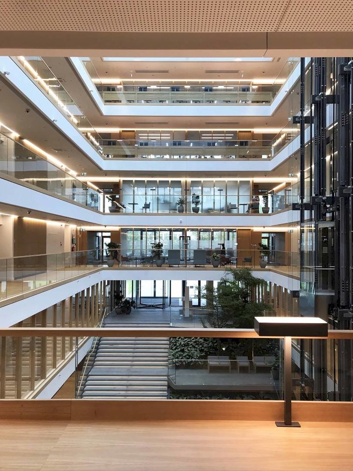 Projekto autorius – architektų biuras „AKG“, architektas R. Bimba. Interjero architektai – „Do Architects“.<br>N.Tukaj nuotr.