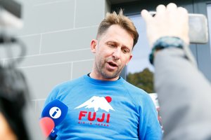 Egidijus Dragūnas prisipažino, kaip reaguoja į savo parodijas: sako, kad kai kurie neverti net jo pado