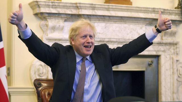 B. Johnsonas Kūčių dieną triumfavo ir pavadino susitarimą „dovana“ Britanijai