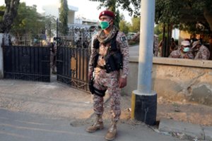 Pakistane per kovotojų išpuolį žuvo septyni saugumo pajėgų pareigūnai