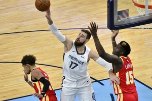 Ar šiąnakt J. Valančiūnas džiaugsis pirmąja pergale NBA?