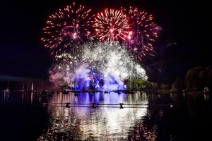 Naujieji bus gerokai tylesni: lietuviai šiemet perka mažiau fejerverkų, bet ypač ieško vienos rūšies