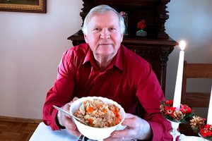 Sausio 1-ąją gimtadienį švenčiantis rašytojas V. Račickas kasmet ruošia ypatingą patiekalą 