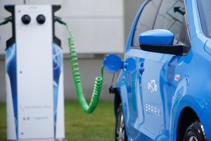 Lietuviai nori ekologiško automobilio: kada tokį įpirks?