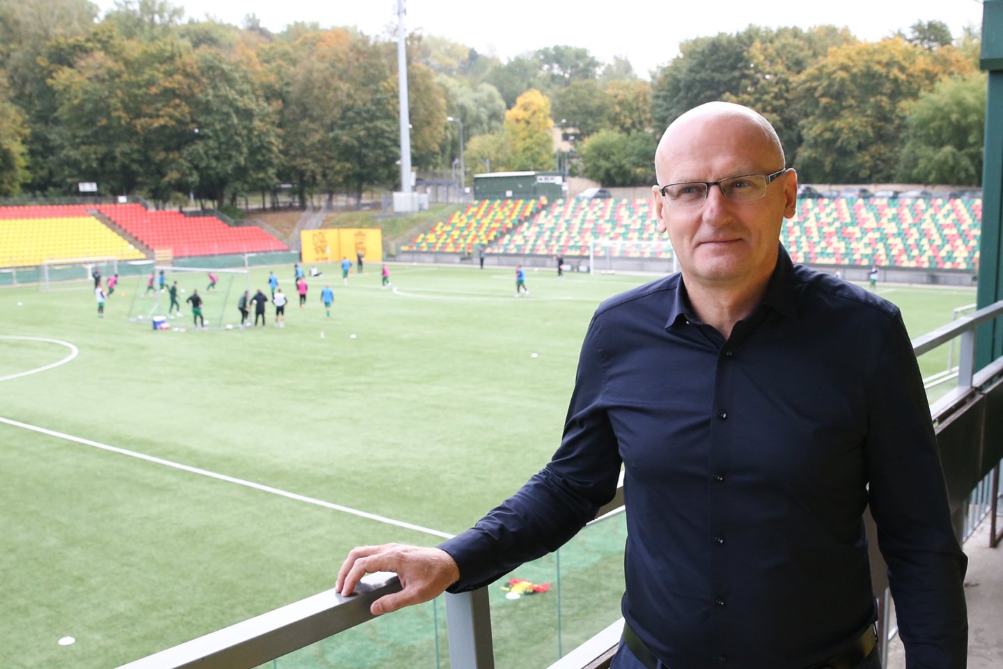 Futbolo rinktinės trenerio V.Urbono laukia nemenkas iššūkis.<br>R.Danisevičiaus nuotr.