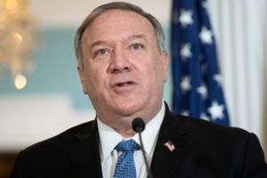 M. Pompeo: aktyvistų įkalinimas rodo, kad Kinija yra „trapi diktatūra“