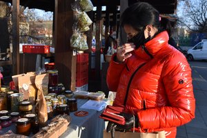 Šluoja bičių produktus: išaugo ir bičių duonelės, ir žiedadulkių prekyba